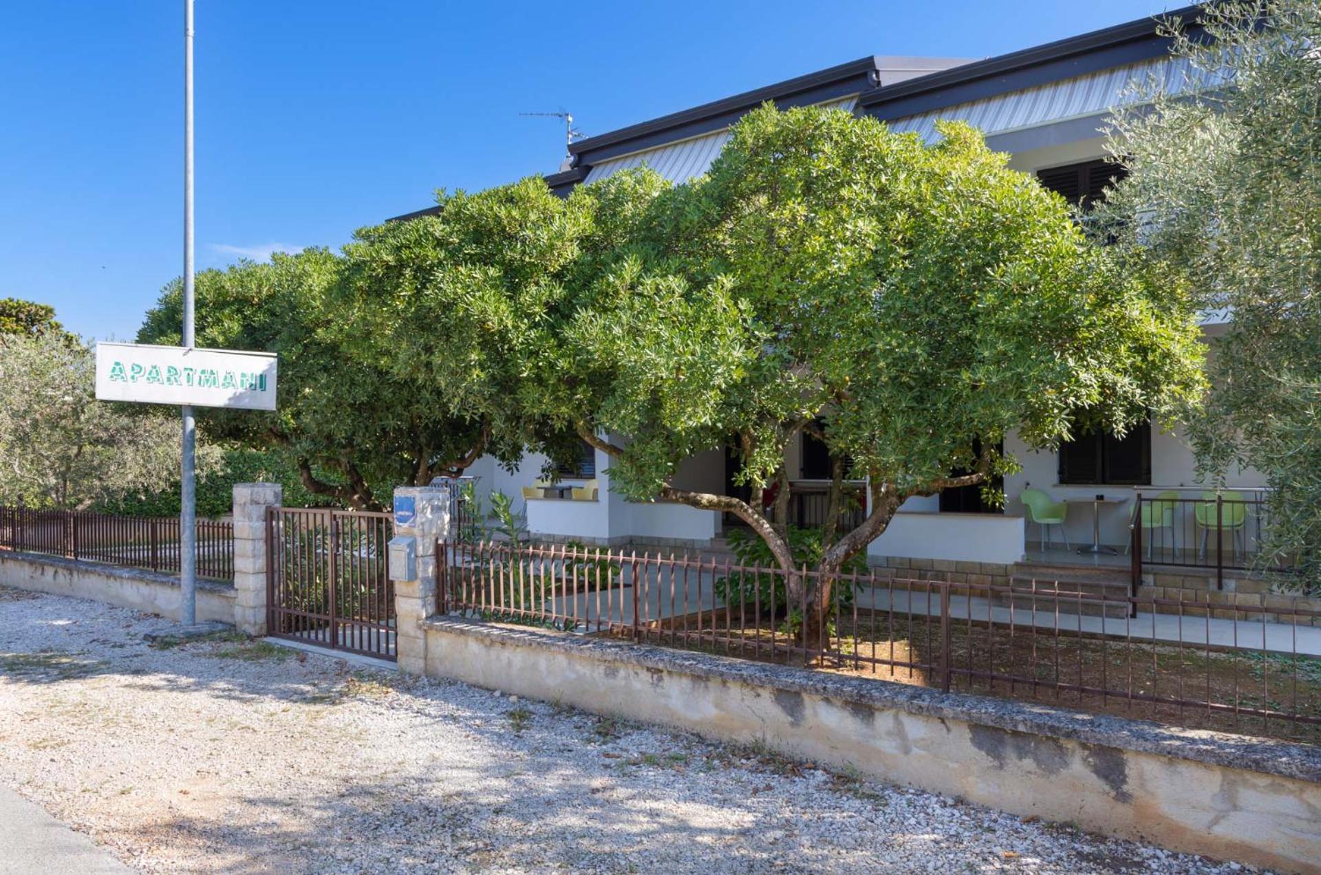 Mirko Apartment Porec Exterior photo