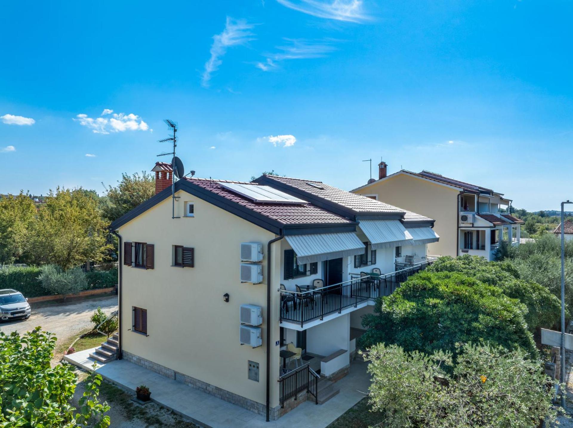 Mirko Apartment Porec Exterior photo